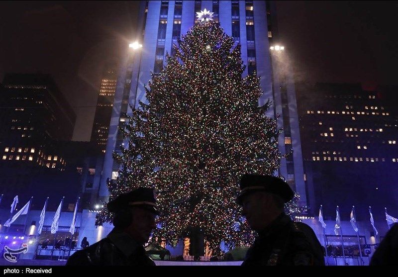 تعرفه‌های تازه ترامپ، هزینه خریدهای کریسمس را ۴۰ میلیارد دلار افزایش می‌دهد