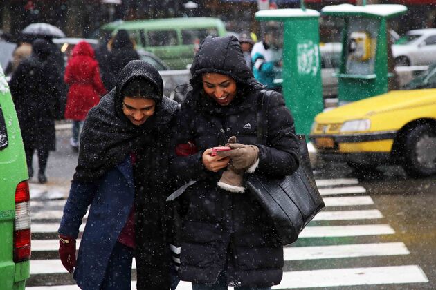 برف و سرمای پاییزی