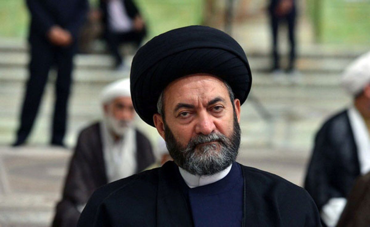 امام جمعه اردبیل خطاب به فرح پهلوی: سالهای آخر عمر شماست، شایسته است با یاد خیر ملت ایران از دنیا بروید