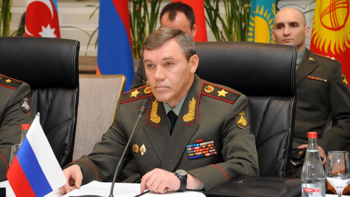 شایعات درباره خشم پوتین از فرمانده ستاد مشترک ارتش + تصویر