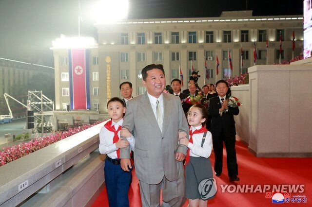 تصویری از رهبر کره شمالی در جشن هفتاد و ششمین سالروز حزب کارگران
