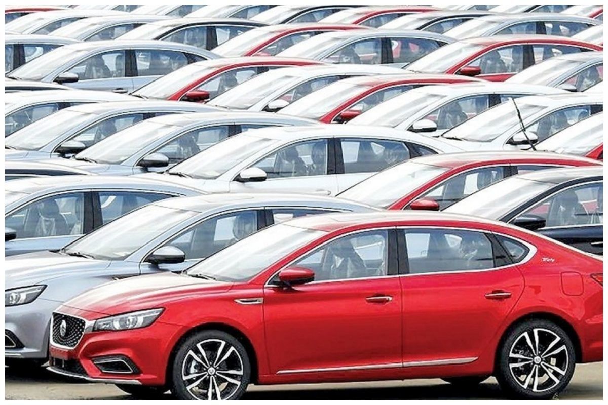 وزارت صمت حکم داد/ پایان انبوه فروشی خودرو