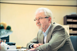 بهکیش: اگر بودجه سامان نیابد و تحریم‌‌ها رفع نشود، پیش‌‌بینی خوبی از آینده نداریم | با تعداد زیادی «دولت سایه» و بودجه‌ مجزا روبرو هستیم 