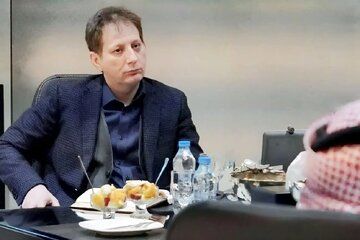 بابک زنجانی برای شهرام جزایری"بابک عزیزم" است!/ بدهکار بزرگ به عرصه اقتصاد بازگشت