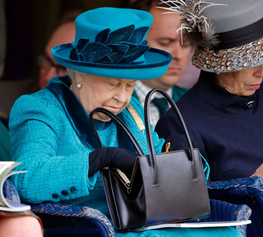 حساب و کتاب ثروت ملکه 96 ساله انگلیس+فیلم