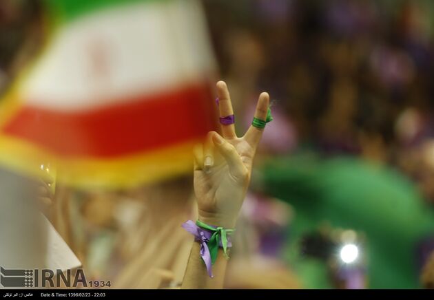 تصاویر همایش حامیان حسن روحانی در ورزشگاه آزادی