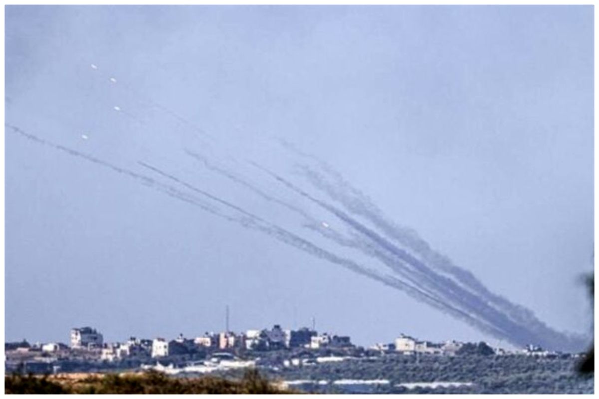 پرتاب 30 موشک به پایگاه میرون اسرائیل / آزیرهای هشدار به صدا درآمد
