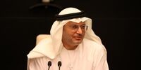 پست اینستاگرامی انور قرقاش درباره دیدار با عراقچی