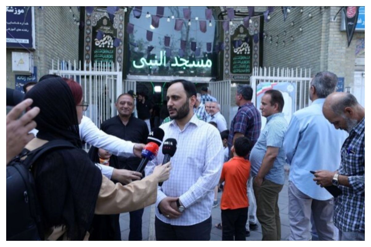 حضور بهادری جهرمی در انتخابات 1403/ دعوت از مردم برای حضور پای صندوق رأی