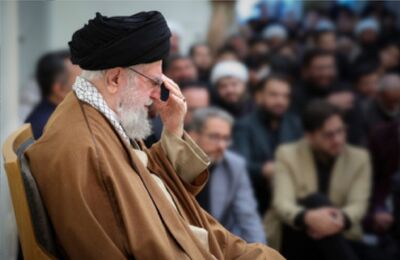 مراسم عزاداری شهادت امام جعفر صادق (ع) با حضور رهبر انقلاب + عکس