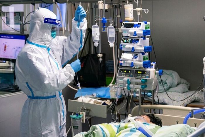 وضعیت نامناسب تهران با ۵۰۰۰ بیمار کرونایی/ بیش از ۱۰۰ بیمارستان درگیر کرونا هستند