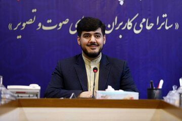 مجری جنجالی لو داد/ محمدرضا شریفی‌نیا دایی من است