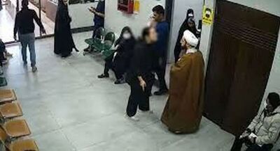 روایت متفاوت کیهان از ماجرای درمانگاه قم/ طلبه عکس نگرفته اما کتکش زدند و عمامه‌اش افتاد!/ یک ادعای تازه درباره انتشار فیلم جنجالی درمانگاه قم
