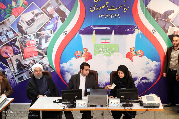 ثبت نام روحانی و رئیسی در انتخابات ریاست جمهوری