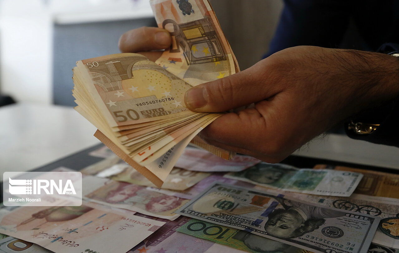 ثبات نرخ رسمی ۴۶ ارز در 16 آبان ماه