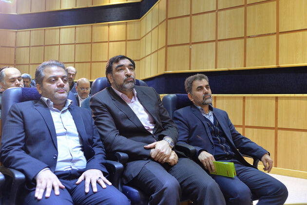 تقدیر از دست اندر کاران سرشماری نفوس و مسکن
