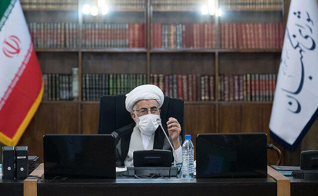 سکوت آیت الله جنتی در مقابل افشای دلایل ردصلاحیت علی لاریجانی