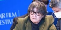 تصویری از رضا رویگری در خانه جدیدش!
