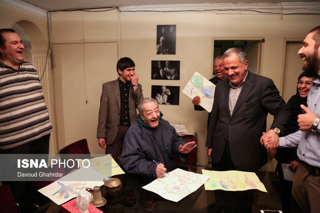 کتابگردی احمد مسجد جامعی