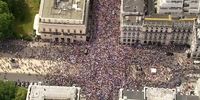 بزرگترین تظاهرات یک دهه اخیر انگلیس/ مخالفان برگزیت به خیابان‌ها آمدند