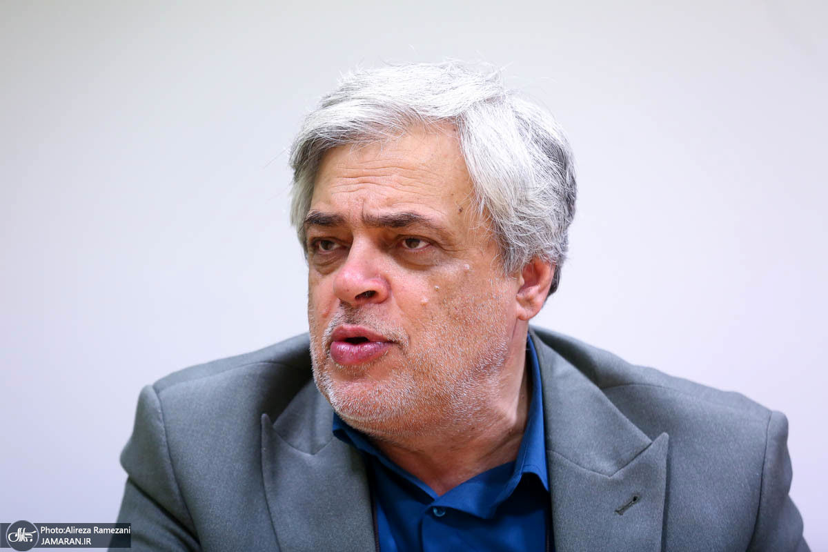 محمد مهاجری به قالیباف: شجاعت دارید اگر معلوم شد نماینده ها روزی یک ساعت هم کار مفید ندارند، مثل پزشکیان آن را اعلام کنید؟