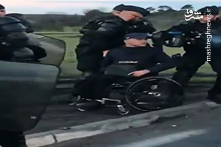 فیلم برخورد پلیس فرانسه با یک معلول 