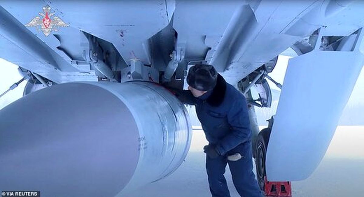 شلیک موشک مورد علاقه پوتین به غرب اوکراین/ «کینژال» روسیه چه خصوصیاتی دارد؟ 