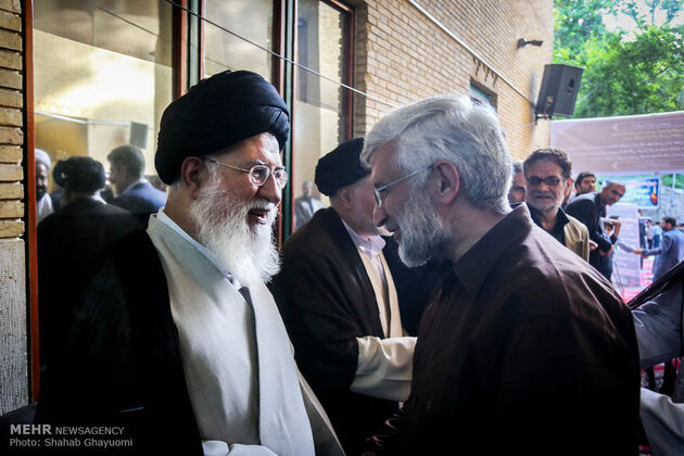 تصاویر مراسم ختم همسر آیت الله علم الهدی