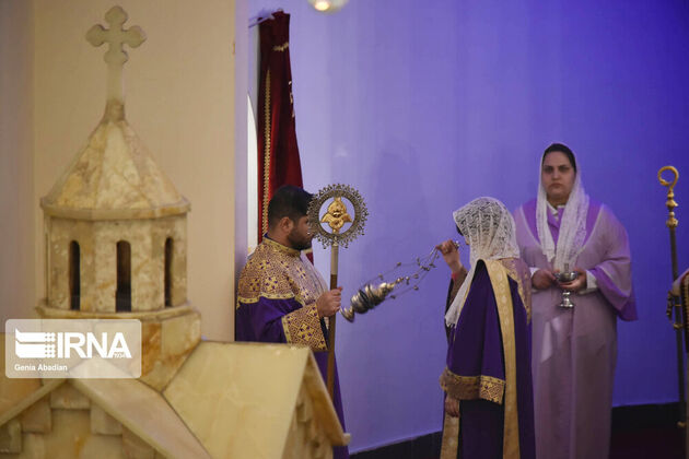 جشن سال نو میلادی در کلیسای سرکیس مقدس تهران