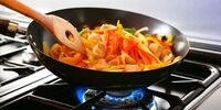 گرم کردن این غذاها باعث بیماری های خطرناک می شود/مراقب باشید!