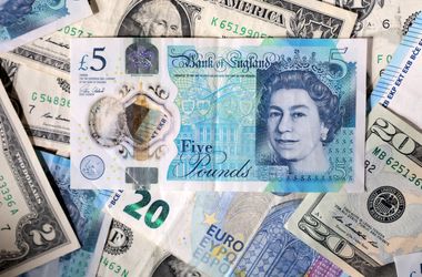 قیمت دلار، یورو و پوند امروز یکشنبه ۷ دی 1404/افزایش قیمت دلار و یورو+ جدول