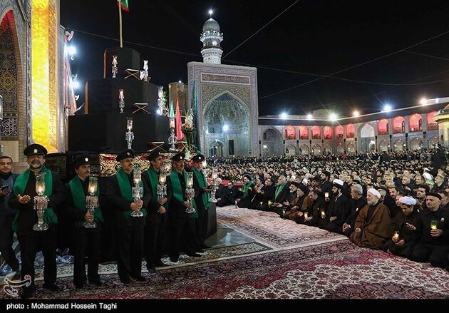شام غریبان امام رضا (ع) در حرم رضوی