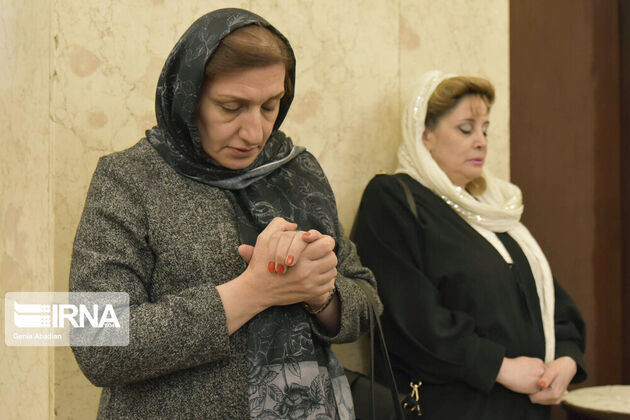 جشن سال نو میلادی در کلیسای سرکیس مقدس تهران