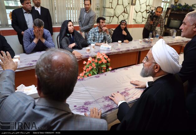 حضور رئیس جمهوری در محل حادثه معدن یورت