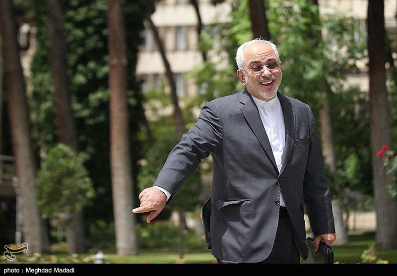 مطالبه ملی از وزیر خارجه / 4 دلیل که ظریف باید وزیر بماند