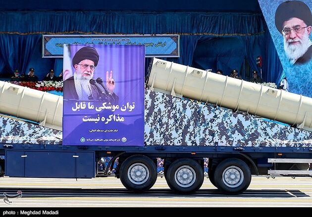 مراسم رژه روز ارتش جمهوری اسلامی