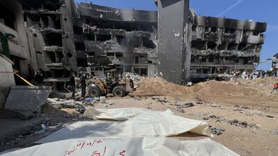 سندی بر نسل کشی مردم غزه/ کشف گور دسته جمعی در بیمارستان الشفا