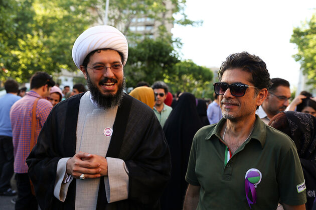 تصاویر همایش حامیان روحانی در ورزشگاه شهید شیرودی