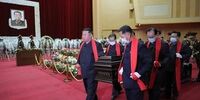 تصاویری از حضور رهبر کره‌شمالی در یک مراسم خاکسپاری بدون ماسک

