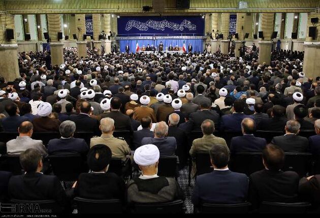 دیدار رهبری و مسئولان