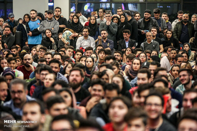 تماشای ایران-ژاپن در سطح شهر تهران