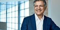 تصویر مولتی میلیاردر ایرانی رقیب اپل روی جلد فوربس+عکس