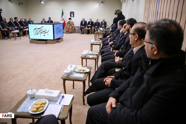 دیدارمسئولان پژوهشکده علوم شناختی با رهبری