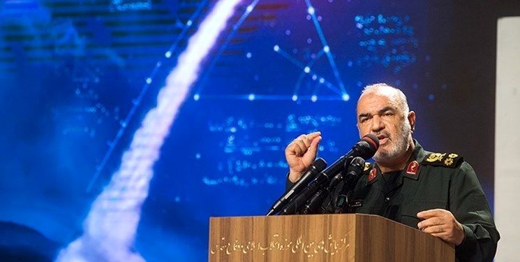 سردار سلامی : اگر به‌موقع عمل نکنیم دشمن بر ما غلبه می‌کند