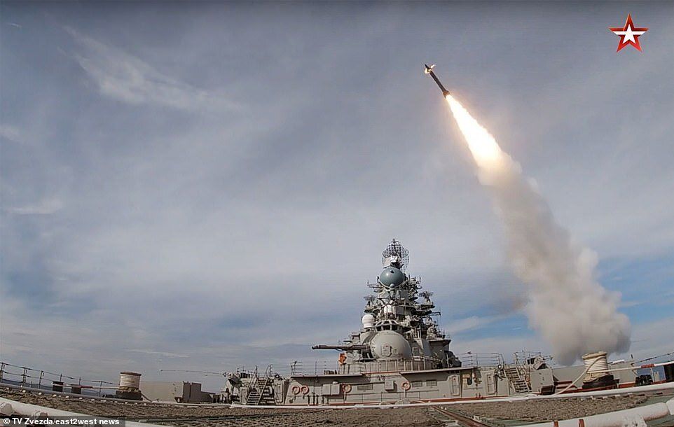 کینژال؛ موشک مورد علاقه پوتین به سمت اوکراین شلیک شد+عکس