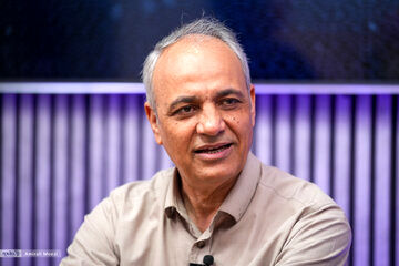 خاطره‌ای درباره غلظت انقلابی‌گری شهید رئیسی/ زیدآبادی:  با این خاطرات هم معنی انقلابی‌گری آشکار می‌شود و هم آبرویی برای متوفی باقی نمی‌ماند!