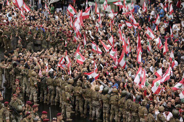تصاویر منتخب اعتراضات لبنان