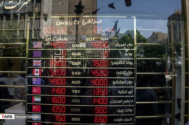 ازدحام خریددلار 4200 تومانی