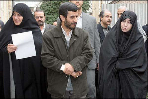 چرا احمدی نژاد مورد غضب اصولگرایان قرار گرفت؟