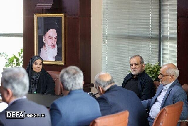 پزشکیان سرزده در دو وزارتخانه حاضر شد + تصاویر 3